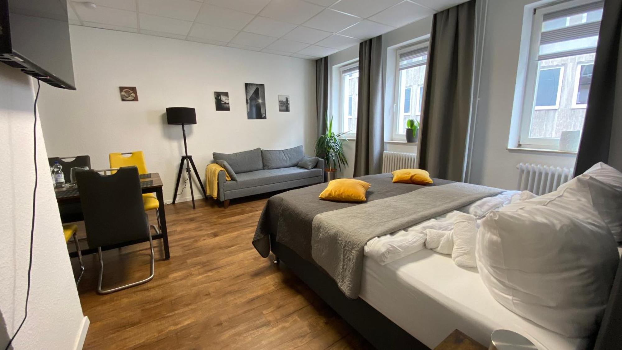 Nowa 1 * Nuremberg